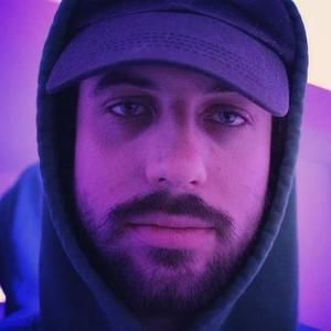 Meet your Posher, Ian